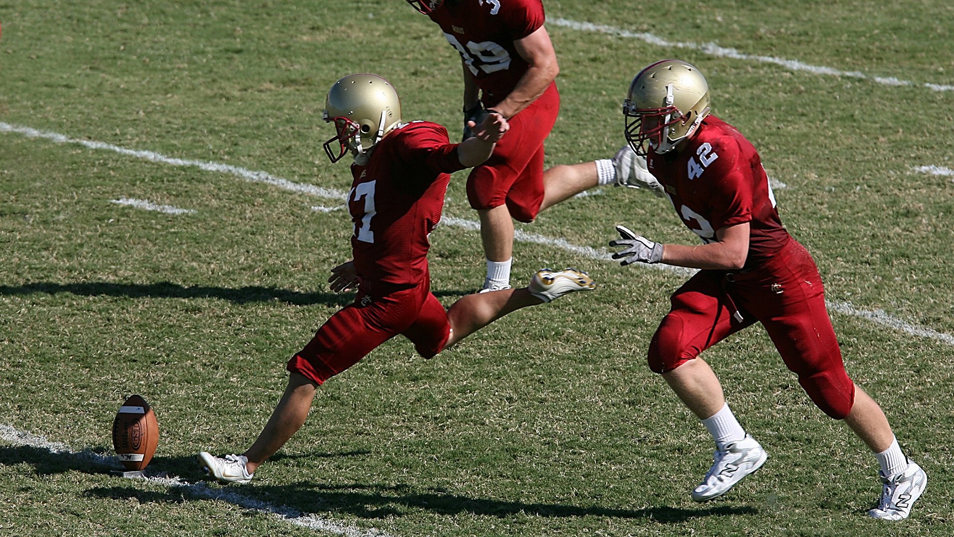 逆风微笑：在困境中坚守的运动员精神，逆境中成长的运动员
