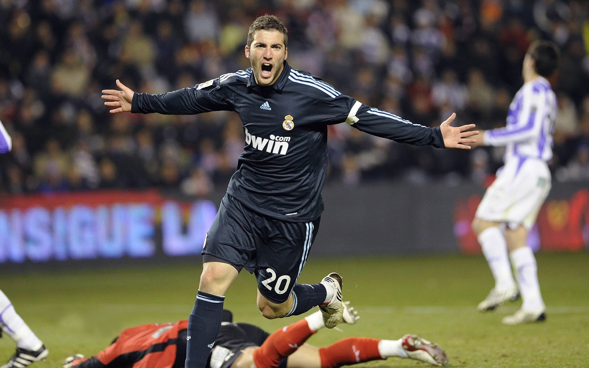 逆转“终结者”：谁是欧冠历史上的逆转大师？，欧冠十大逆转